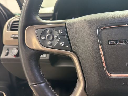 Used 2016 GMC Yukon Denali w/ Open Road Package image 32