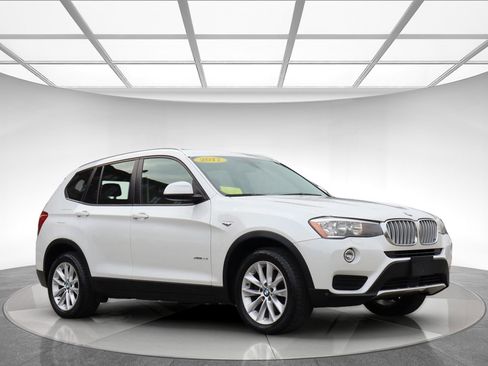 Used 2017 BMW X3 xDrive28i AWD/4WD image 3