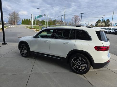 New 2026 Mercedes-Benz GLB 250 4MATIC image 6