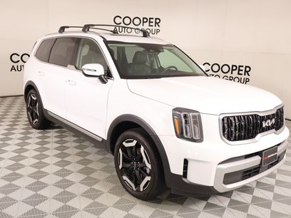 Used 2024 Kia Telluride EX w/ EX Captain's Chair Package
