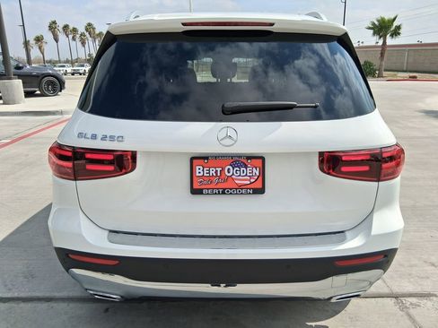 New 2026 Mercedes-Benz GLB 250 image 7