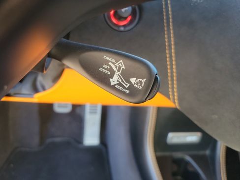 Used 2017 McLaren 570S image 20