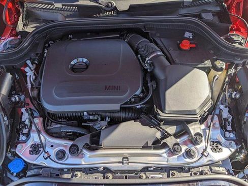 Used 2025 MINI Cooper 2-Door Hardtop image 16