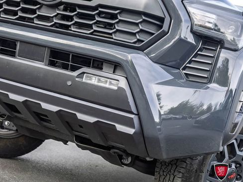 Used 2025 Toyota Tacoma PreRunner w/ TRD Prerunner Upgrade Package image 38