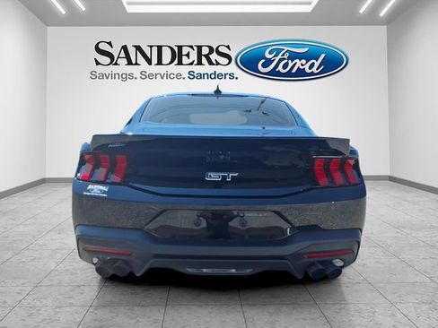Used 2024 Ford Mustang GT Premium RWD image 3