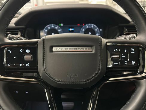 Used 2026 Land Rover Range Rover Velar Dynamic SE image 17
