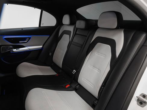 Used 2025 Mercedes-Benz E 53 AMG e 4MATIC Sedan image 69