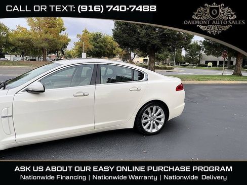 Used 2010 Jaguar XF Premium RWD image 5