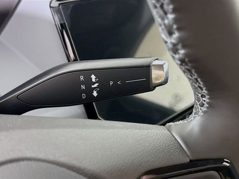 New 2027 Chevrolet Bolt LT w/ Comfort Package FWD image 19