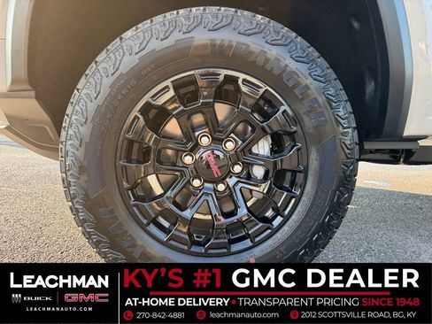 New 2026 GMC Canyon Elevation AWD/4WD image 3