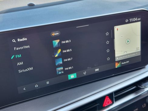 Used 2024 Kia Sorento S image 21