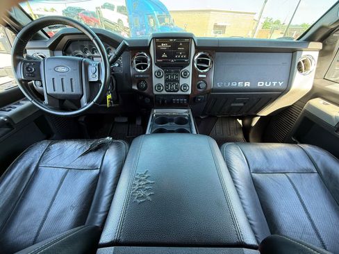 Used 2015 Ford F250 Lariat w/ Lariat Ultimate Package AWD/4WD image 14