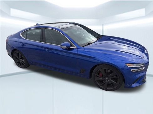 Used 2022 Genesis G70 3.3T image 6