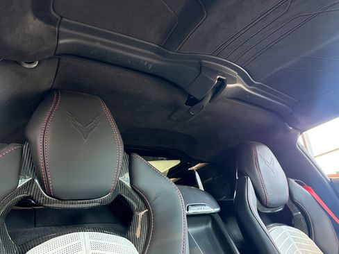 Used 2023 Chevrolet Corvette Stingray Premium Cpe w/ Z51 Performance Package RWD image 18