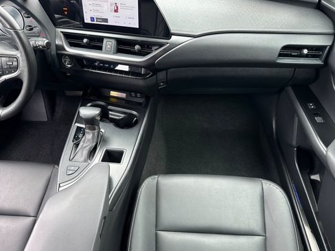 Used 2023 Lexus UX 250h FWD w/ Accessory Package (Z2) image 33