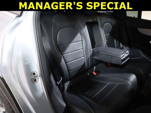 Used 2022 Mercedes-Benz GLC 300 4MATIC image 46