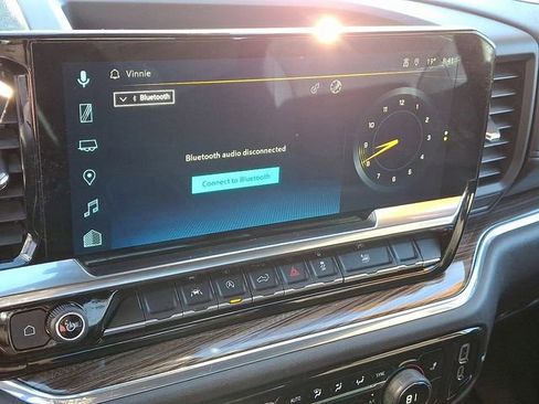 Used 2025 Chevrolet Silverado 1500 LT image 27