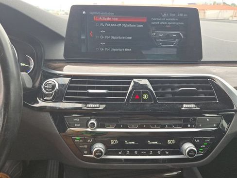Used 2018 BMW 530i xDrive AWD/4WD image 19