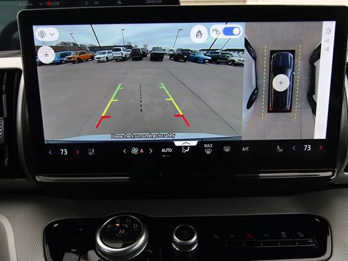 Used 2025 Ford Expedition Active AWD/4WD image 12