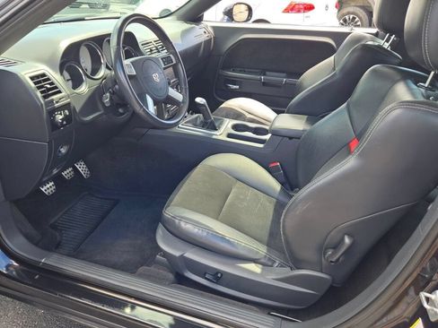 Used 2010 Dodge Challenger SRT8 w/ SRT Option Group II RWD image 20