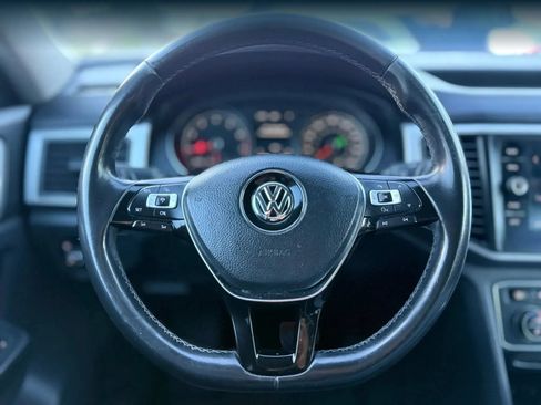 Used 2018 Volkswagen Atlas SE FWD image 25