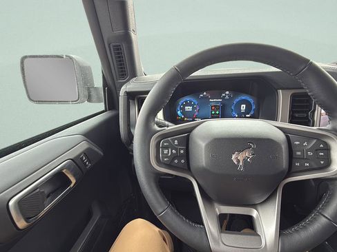New 2026 Ford Bronco Outer Banks w/ Sasquatch Package AWD/4WD image 31
