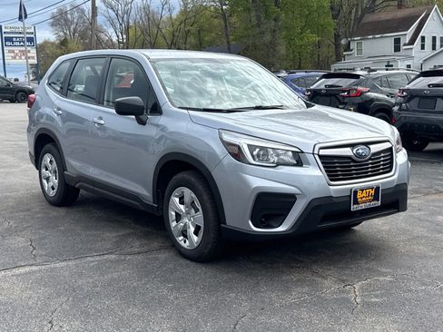 Used 2020 Subaru Forester AWD/4WD image 3