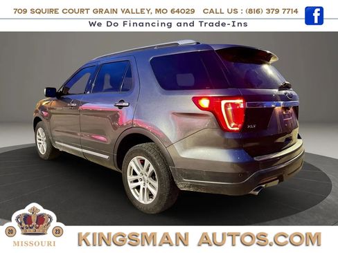 Used 2018 Ford Explorer XLT image 6