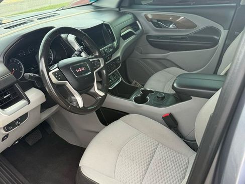 Used 2018 GMC Terrain SLE FWD image 2