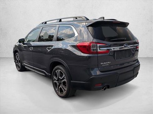 Used 2023 Subaru Ascent Touring AWD/4WD image 6