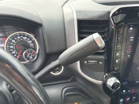 Used 2021 RAM 2500 Big Horn w/ Level 2 Equipment Group image 28