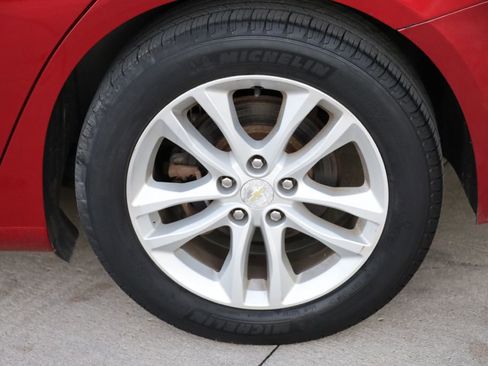 Used 2016 Chevrolet Malibu Hybrid w/ Leather Package image 32