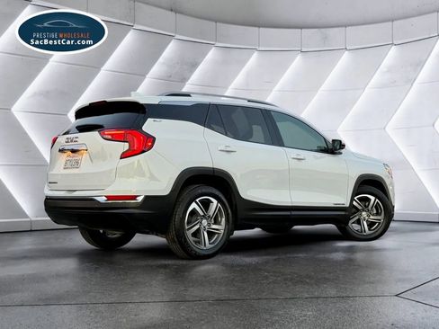 Used 2021 GMC Terrain SLT image 8