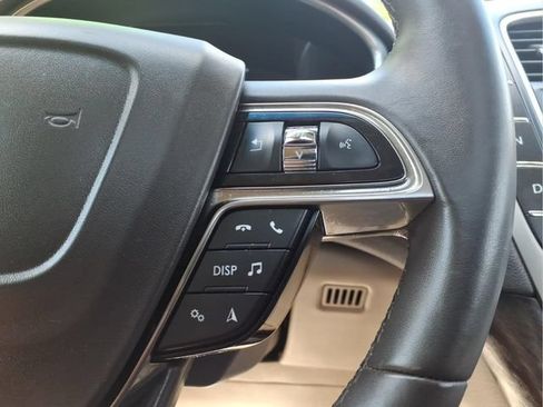 Used 2019 Lincoln Nautilus Reserve AWD/4WD image 16