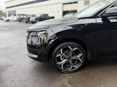 Used 2023 Kia Niro EX Touring image 5