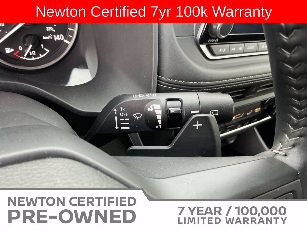 Used 2025 Nissan Rogue SV AWD/4WD image 35