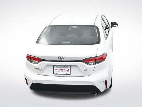 Used 2024 Toyota Corolla LE image 27