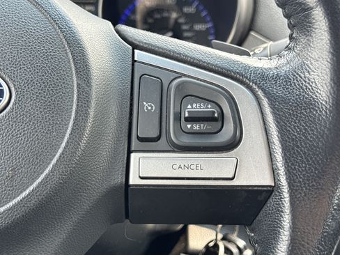 Used 2015 Subaru Legacy 2.5i Premium AWD/4WD image 8