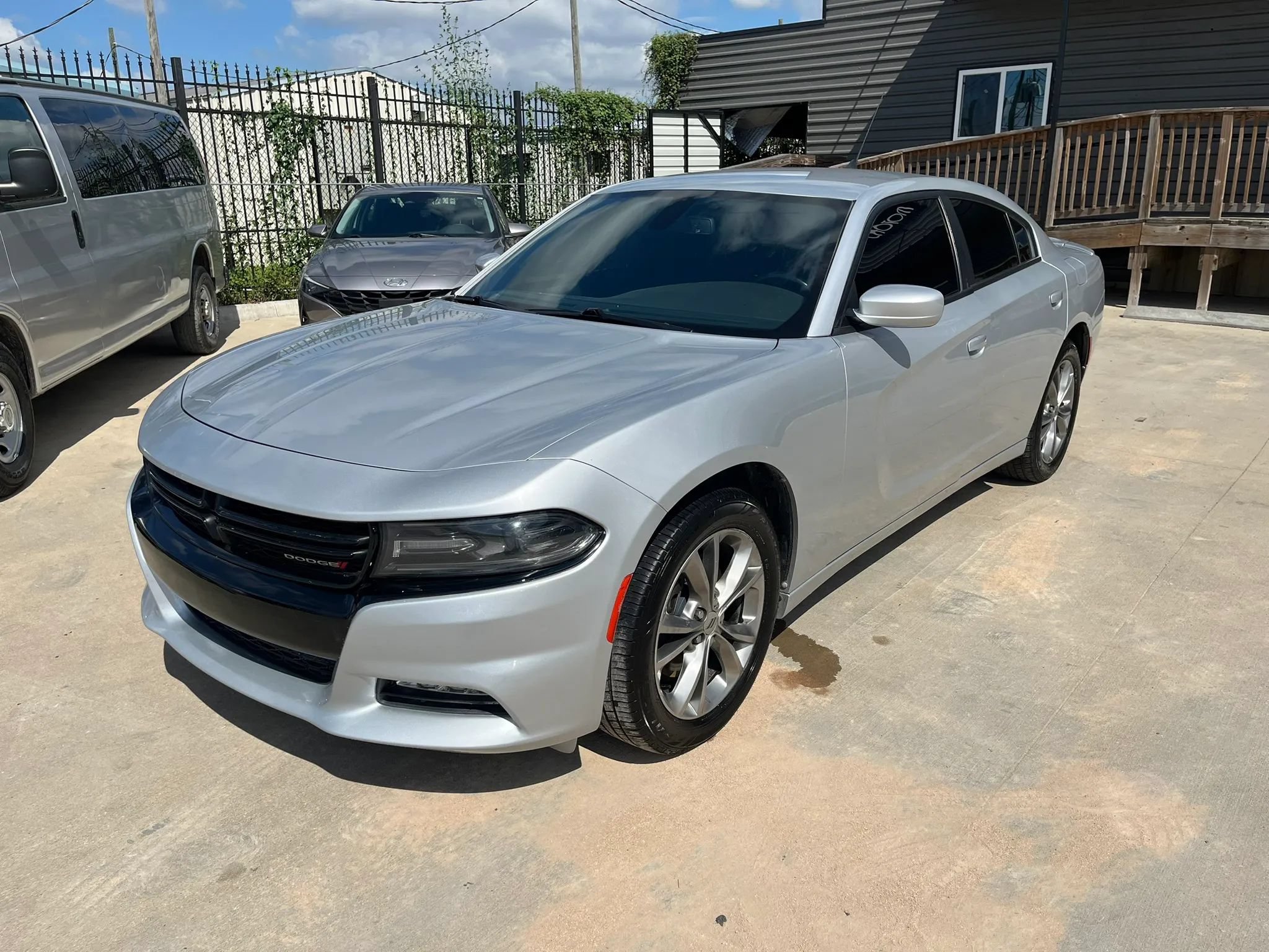 Used 2020 Dodge Charger SXT AWD/4WD image 1