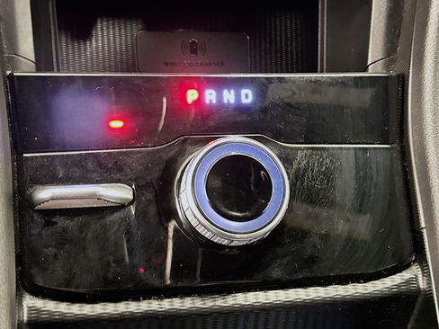 Used 2024 Jeep Grand Cherokee L Limited w/ Luxury Tech Group II AWD/4WD image 25