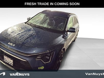 Used 2023 Kia Niro SX Touring