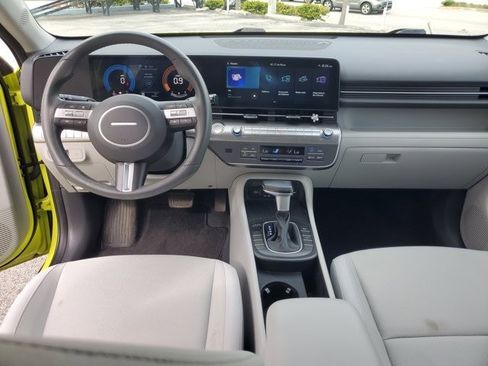 Used 2024 Hyundai Kona SEL FWD image 12