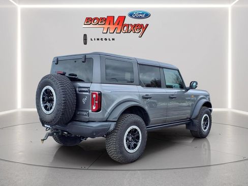 Used 2022 Ford Bronco Badlands AWD/4WD image 4