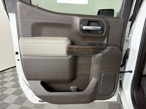 Used 2021 GMC Sierra 1500 SLE image 42