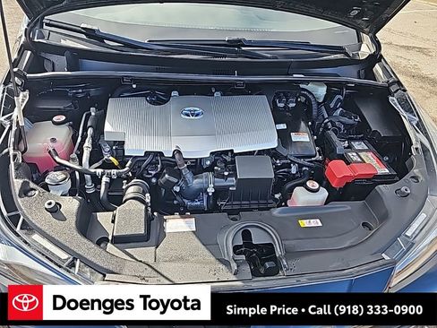 Used 2020 Toyota Prius LE image 10