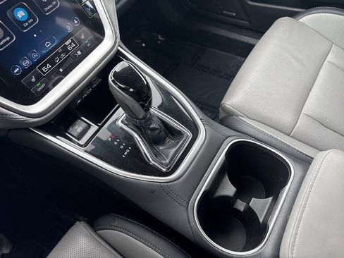 Certified 2023 Subaru Outback Limited image 17