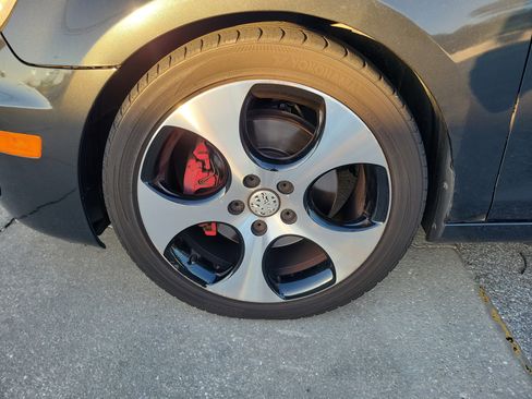 Used 2012 Volkswagen GTI 2-Door image 5