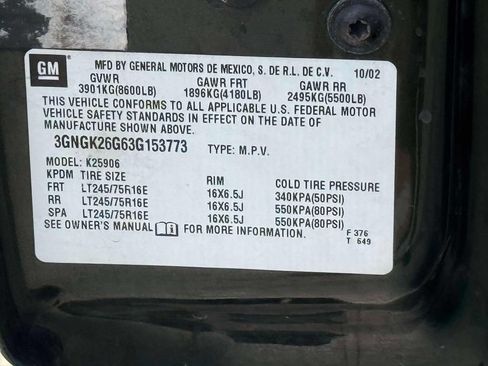 Used 2003 Chevrolet Suburban 2500 LT w/ LT Preferred Equipment Group AWD/4WD image 17