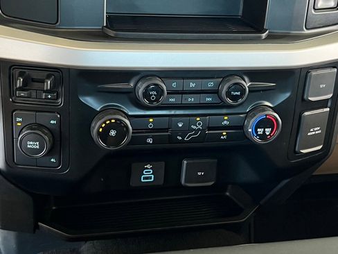 Used 2024 Ford F250 XLT image 14