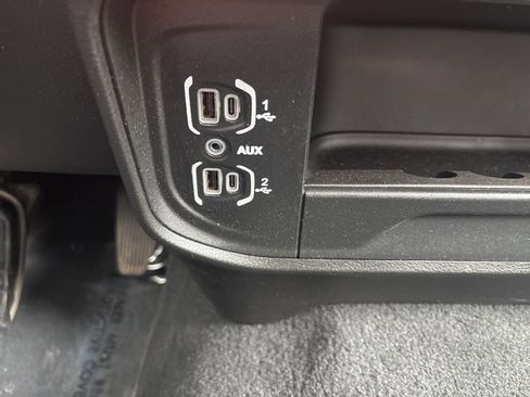 Used 2023 RAM 2500 Laramie AWD/4WD image 31